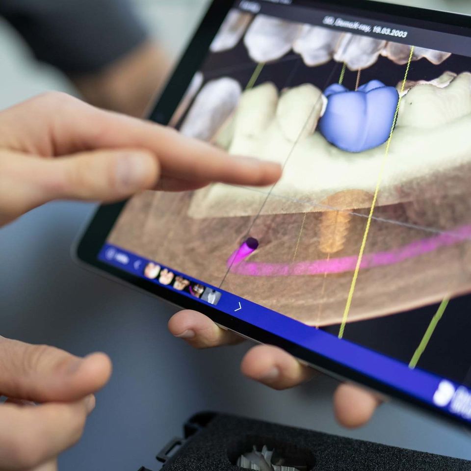 csm_RS208582_hesse_oralchirurgie_2019_04588-lpr_5b5d0888af