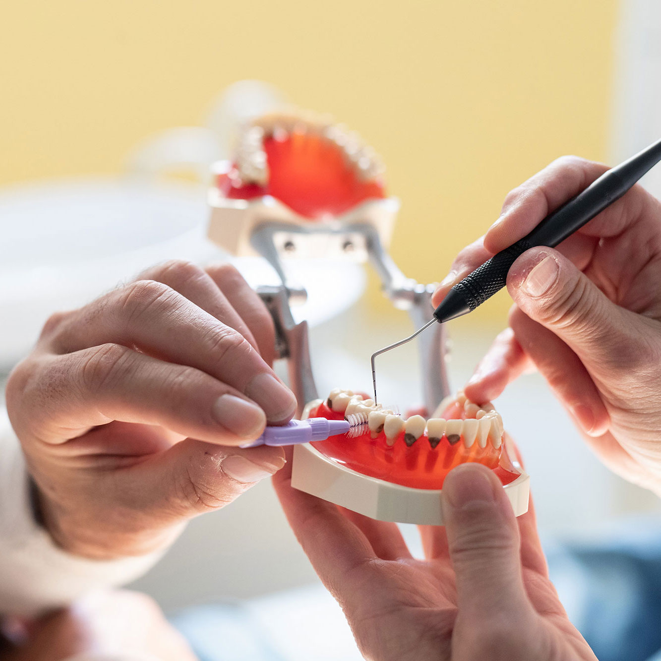 RS208198_hesse_oralchirurgie_2019_02031-hpr